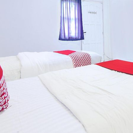 Oyo Life 91127 Wisma Sukajadi Syariah Perabumulih Ngoại thất bức ảnh